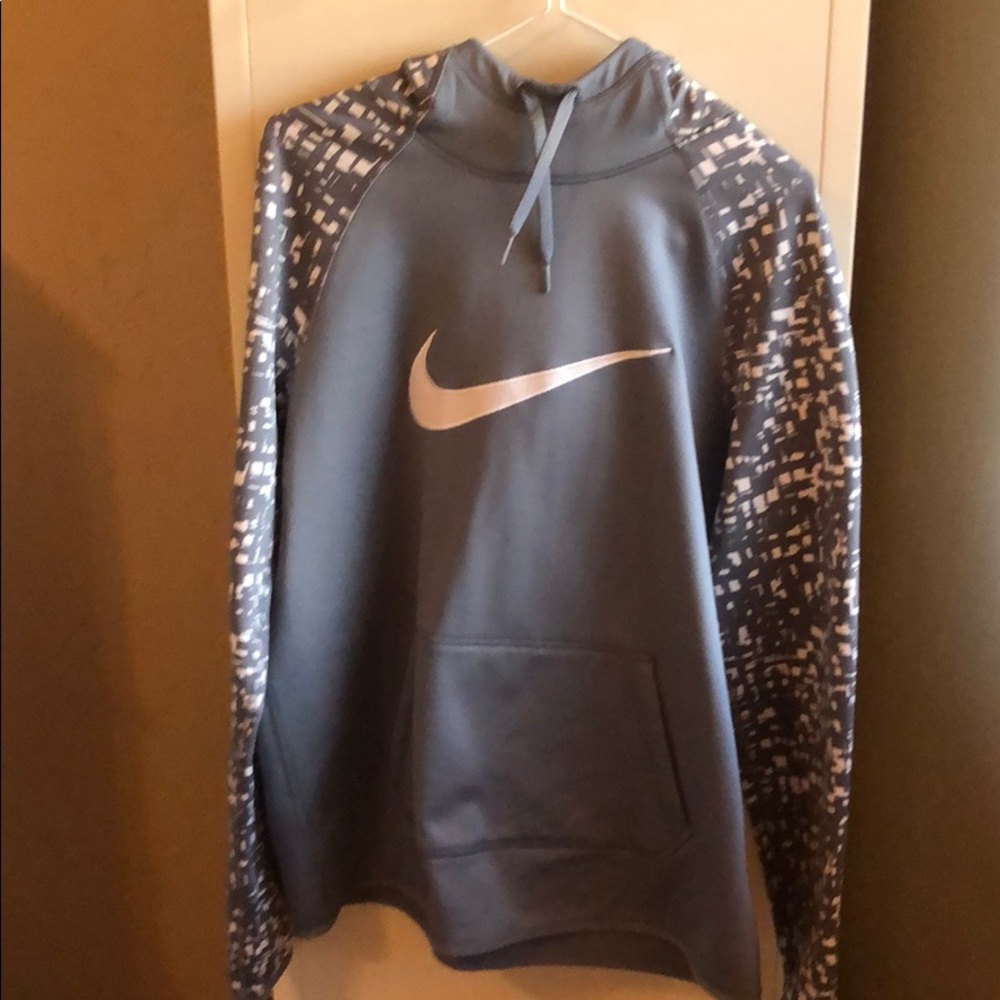 dry fit Nike hoodie